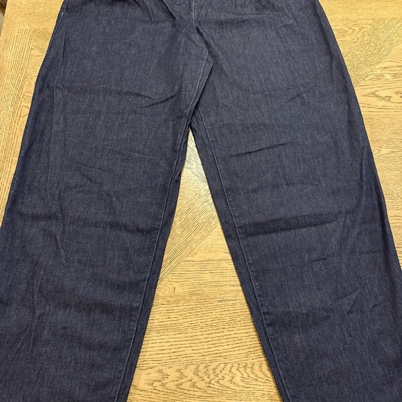 PAIGE DENIM CHAMBRAY DARK WASH PLEATED TROUSERS SZ 34 Retail $269 - Picture 4 of 6